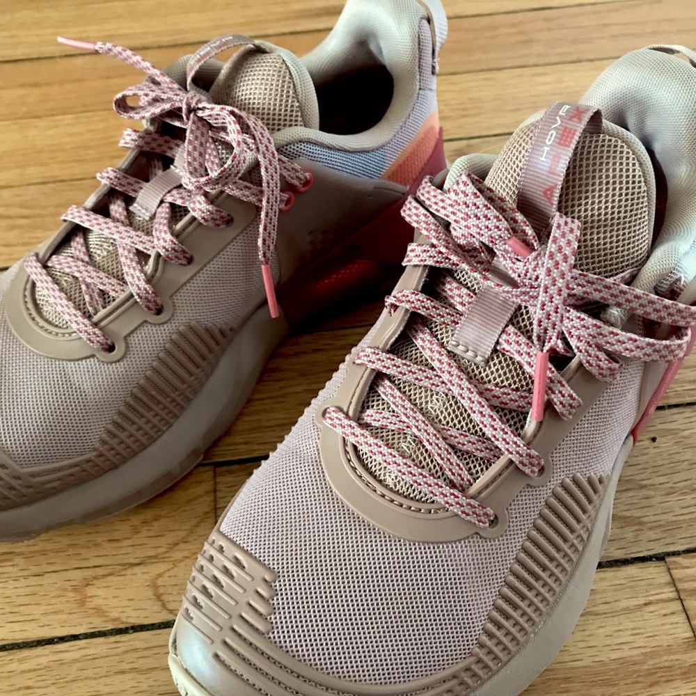 Under Armour HOVR Apex shoes